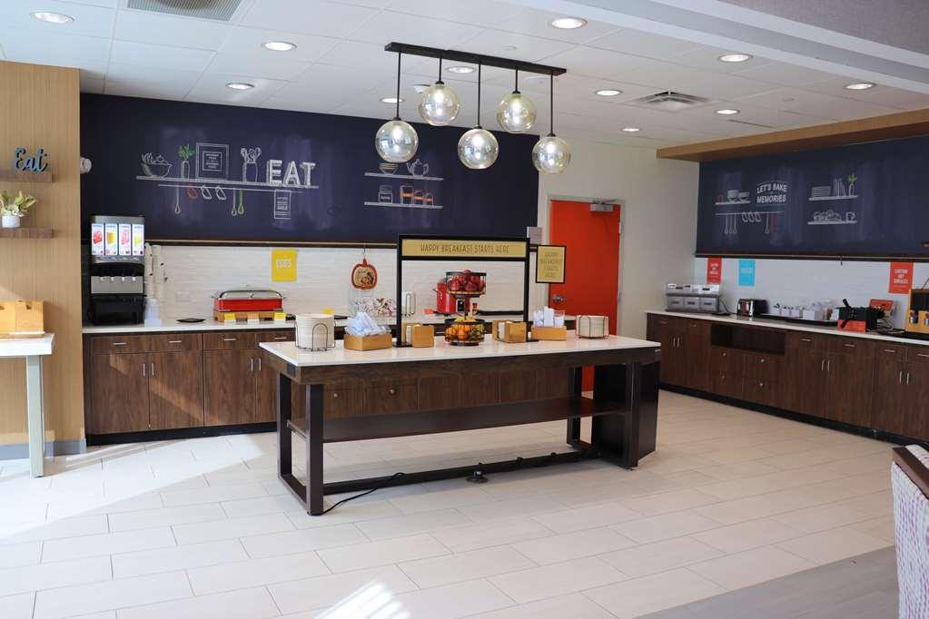 Hampton Inn Mcminnville, Tn Restaurant photo